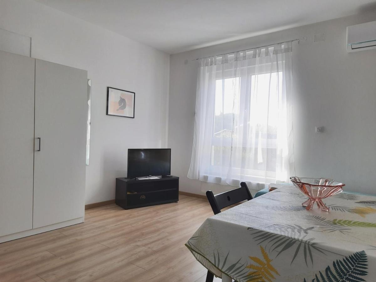 Argonauti With Free Parking Apartment Пула Екстериор снимка