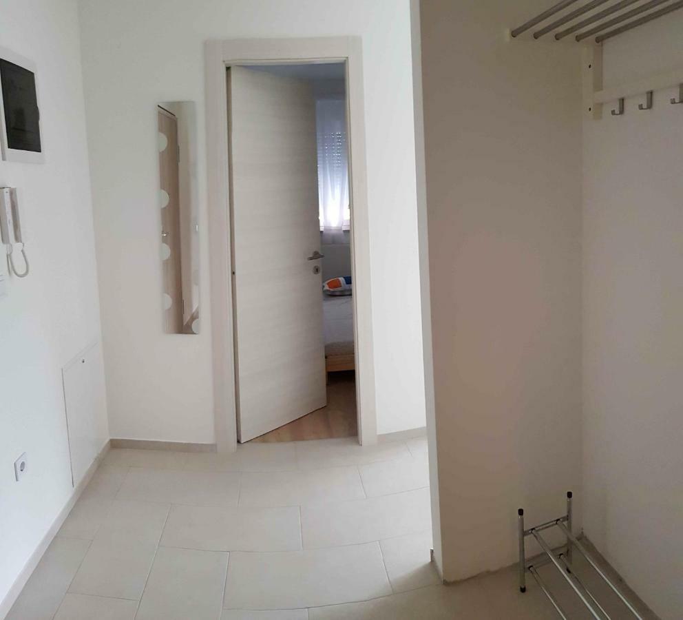 Argonauti With Free Parking Apartment Пула Екстериор снимка